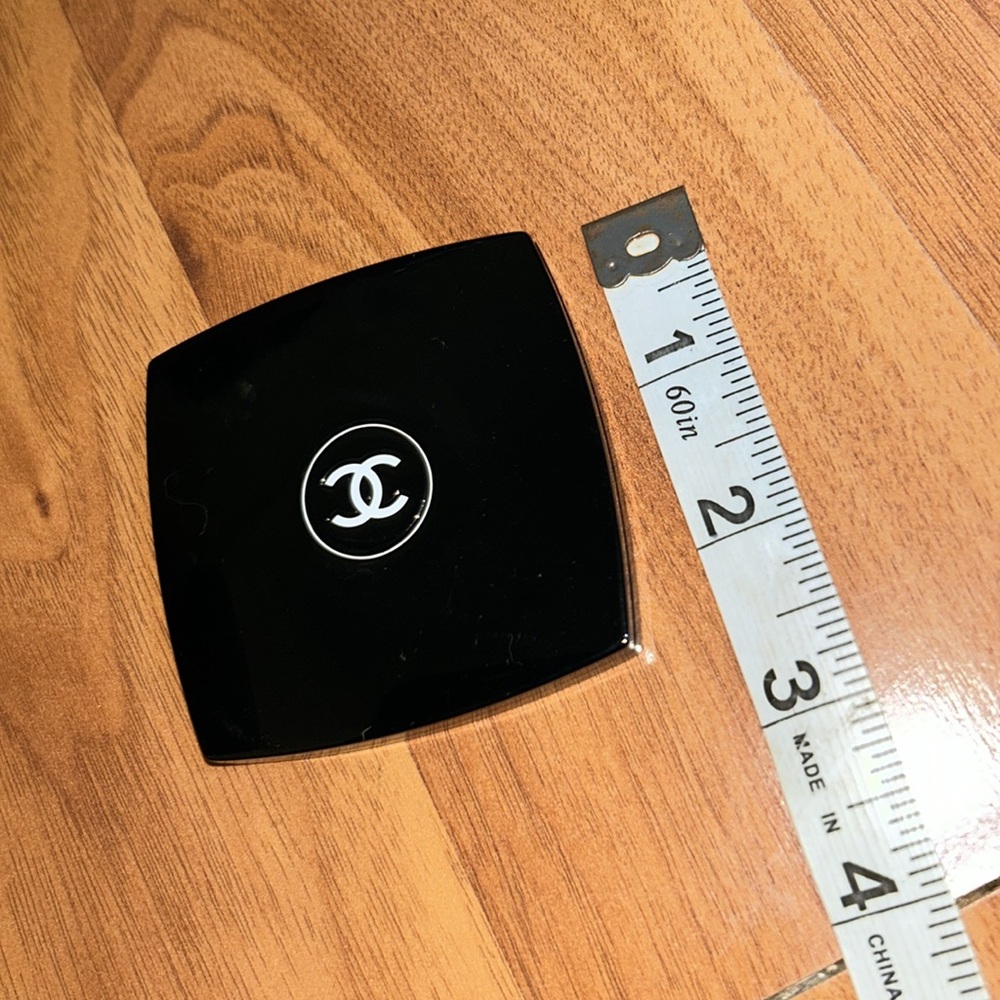 Authentic Chanel Duo Compact Mirror - Picture 6 of 7